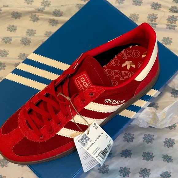 Adidas Women's Red and White Sneakers - Picture 3 of 5